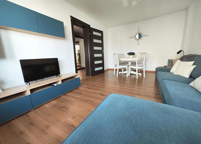 Platinum Apartment - apartament cu 3 camere, 2 dormitoare, 2 bai, bucatarie complet utilata, 2 balcoane Bucureşti